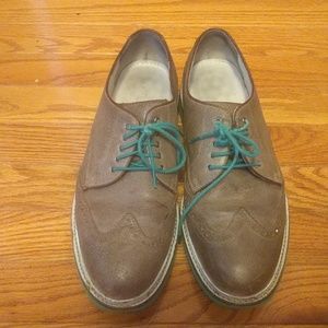 COLE HAAN wingtip mens 8 / womens 10